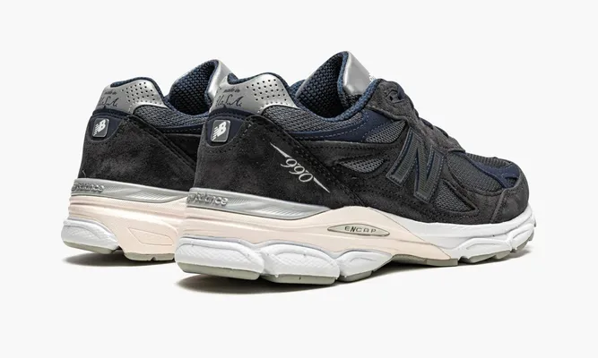 Кроссовки New Balance 990v3 «Kith Genesis» черный