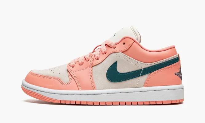 Кроссовки Air Jordan 1 Low WMNS «Light Madder Root» розовый