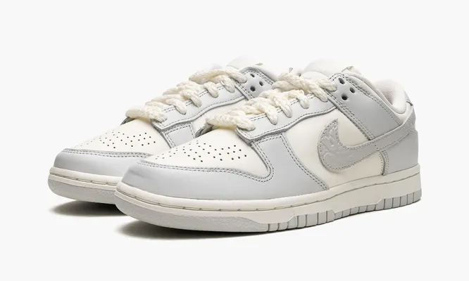 Кроссовки Nike Dunk Low WMNS «Needlework Sail Aura» серый
