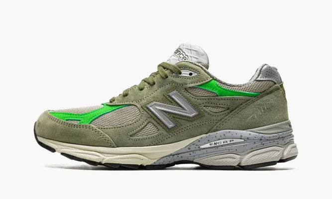 Кроссовки New Balance 990v3 «Patta - Keep Your Family Close» зеленый