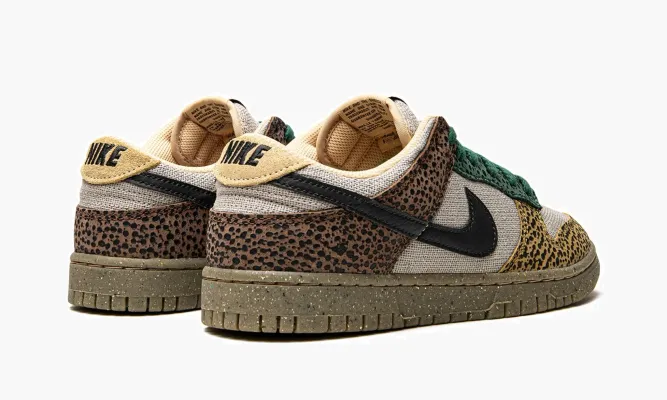 Кроссовки Nike Dunk Low «Safari Golden Moss» коричневый