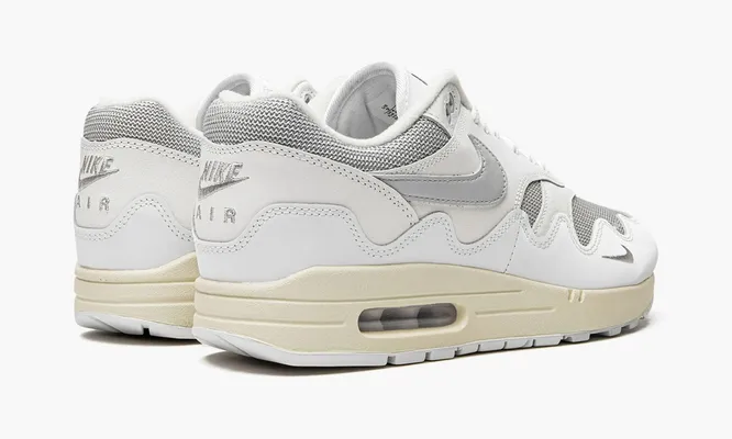 Кроссовки Nike Air Max 1 «Patta - Waves - White» белый