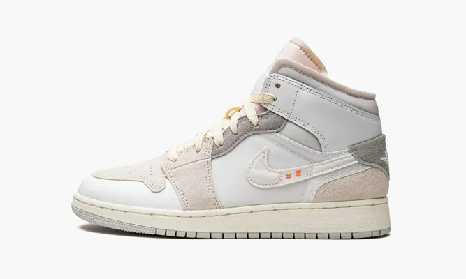 Кроссовки Air Jordan 1 Mid SE GS «Craft Inside Out White Grey» кремовый