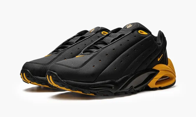 Кроссовки Nike Hot Step Air Terra «Drake Nocta - Black Yellow» черный