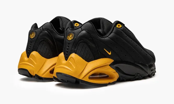 Кроссовки Nike Hot Step Air Terra «Drake Nocta - Black Yellow» черный