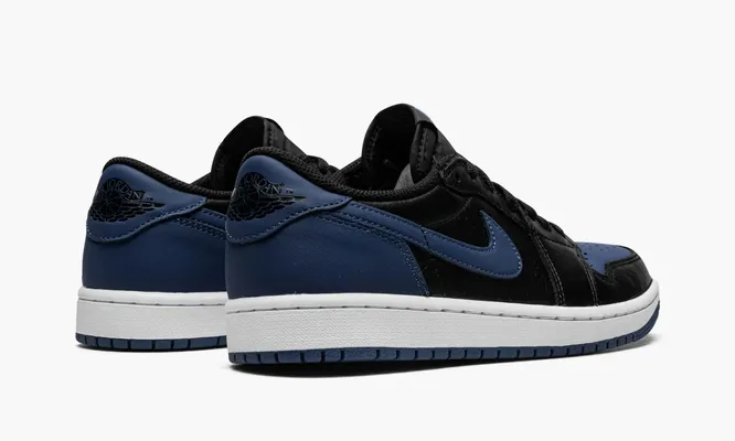 Кроссовки Air Jordan 1 Retro Low OG «Mystic Navy» черный