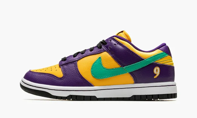 Кроссовки Nike Dunk Low LX WMNS «Lisa Leslie» фиолетовый