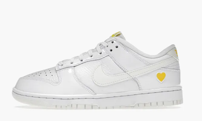 Кроссовки Nike Dunk Low WMNS «Valentine's Day Yellow Heart» белый