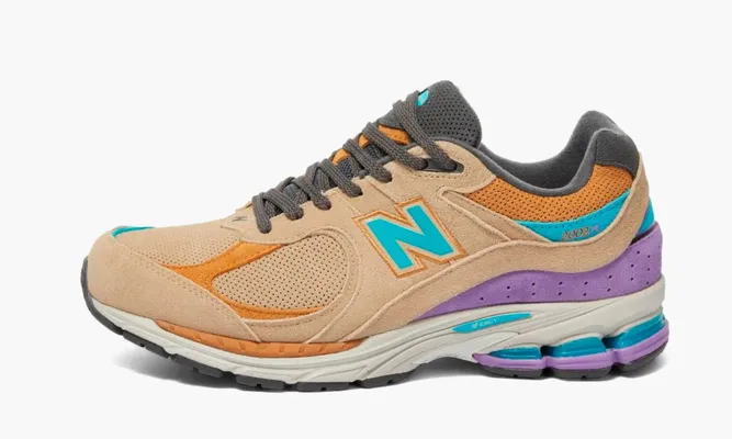 Кроссовки New Balance 2002r «J. Crew - Incense» бежевый