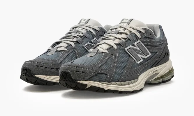 Кроссовки New Balance 1906r «Titanium» серый