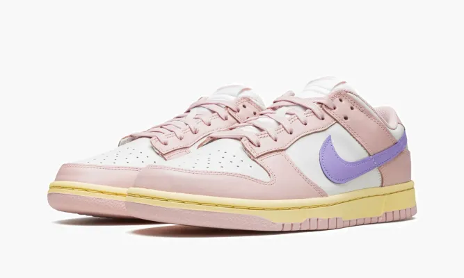 Кроссовки Nike Dunk Low WMNS «Pink Oxford» розовый