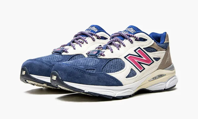 Кроссовки New Balance 990v3 «Kith Daytona» кремовый