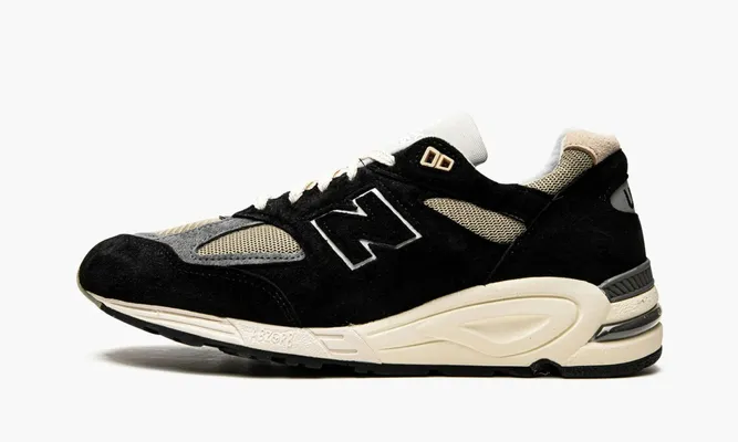 Кроссовки New Balance 990v2 «Miusa Teddy - Black True Camo» черный