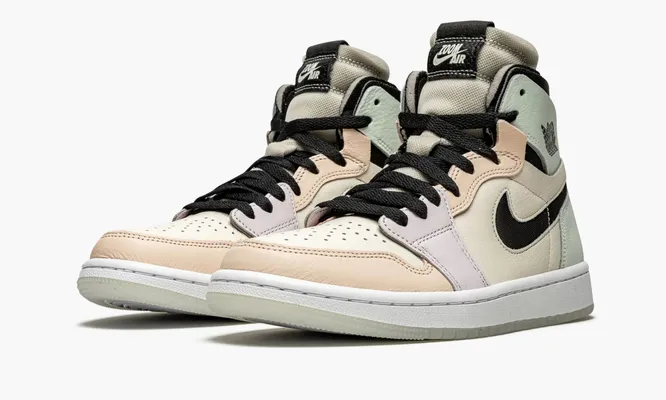 Кроссовки Air Jordan 1 High Zoom CMFT WMNS «Easter» кремовый