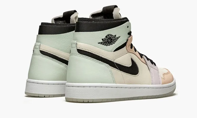 Кроссовки Air Jordan 1 High Zoom CMFT WMNS «Easter» кремовый