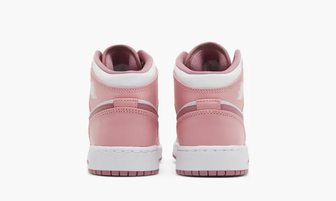 Кроссовки Air Jordan 1 Mid GS «Valentine's Day 2023» розовый