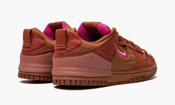 Кроссовки Nike Dunk Low Disrupt 2 WMNS «Desert Bronze Pink Prime» коричневый