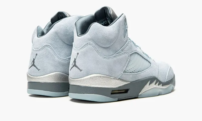 Кроссовки Air Jordan 5 Retro WMNS «Bluebird» lightBlue