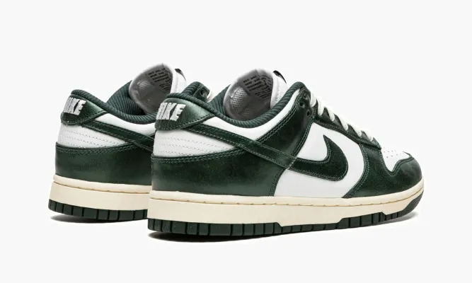 Кроссовки Nike Dunk Low WMNS «Vintage Green» зеленый
