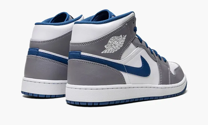 Кроссовки Air Jordan 1 Mid «True Blue / Cement» серый,белый