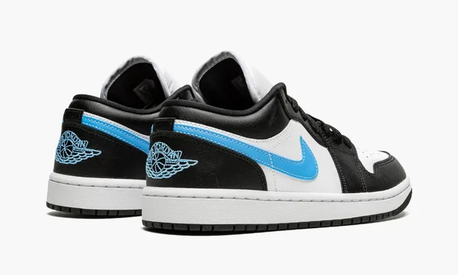 Кроссовки Air Jordan 1 Low WMNS «Black University Blue White» черный