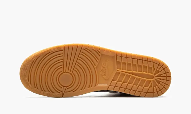 Кроссовки Air Jordan 1 Mid «Christmas 2022» красный,черный