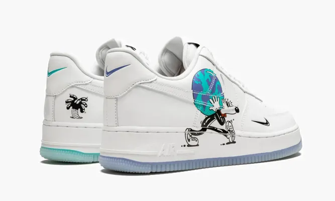 Кроссовки Air Force 1 Flyleather QS «Earth Day» белый