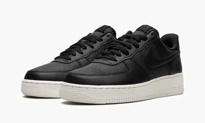 Кроссовки Air Force 1 Low «Black - Nylon» черный