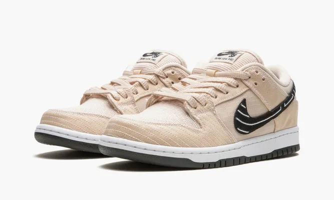 Кроссовки Nike SB Dunk Low «Albino & Preto» бежевый
