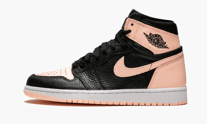 Кроссовки Air Jordan 1 Retro High OG «Crimson Tint» черный