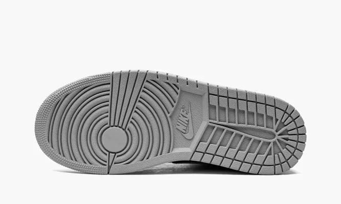 Кроссовки Air Jordan 1 Mid WMNS «Shadow» черный