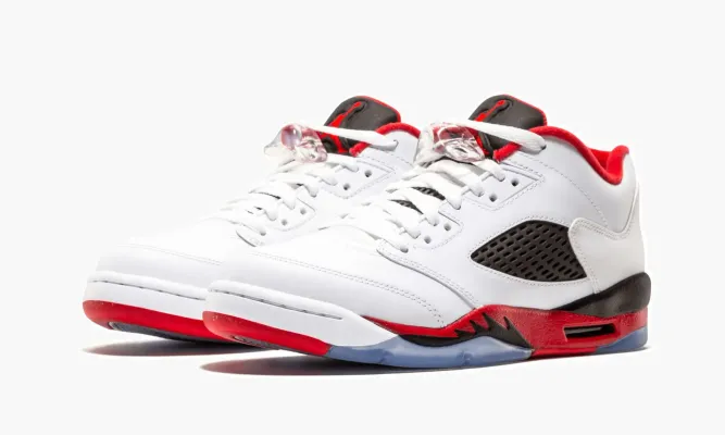 Кроссовки Air Jordan 5 Retro Low GS белый