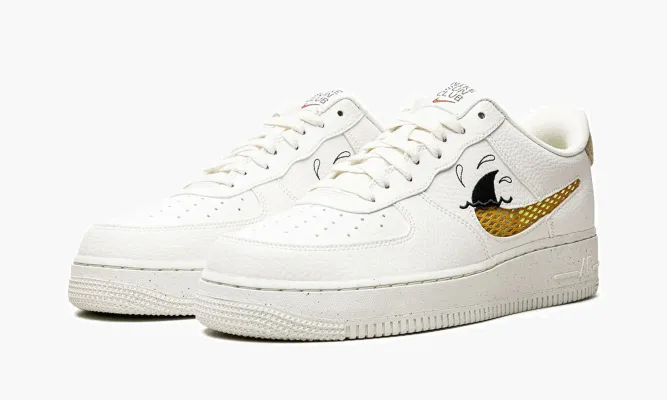 Кроссовки Air Force 1 '07 LV8 NN «Sun Club» белый