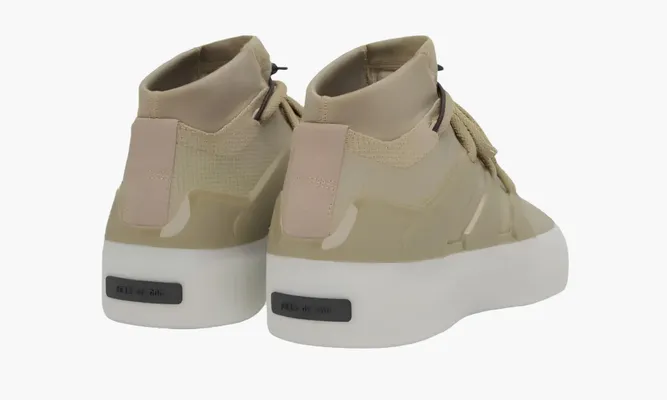 Для баскетбола Adidas Fear Of God Athletics I Basketball «Clay» бежевый