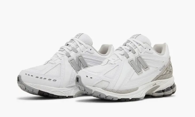 Кроссовки New Balance 1906r «White Rain Cloud» серый