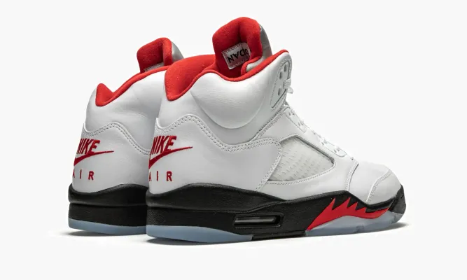 Кроссовки Air Jordan 5 Retro «Fire Red Silver Tongue 2020» белый