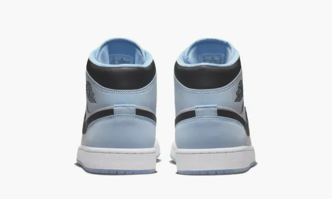 Кроссовки Nike Air Jordan 1 Mid SE «Ice Blue» lightBlue