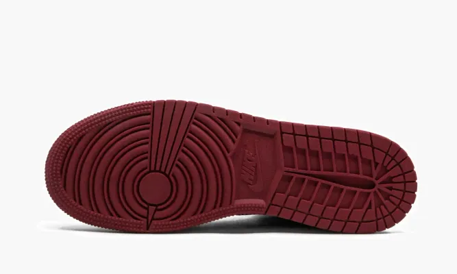 Кроссовки Air Jordan 1 Mid Fearless GS «Come Fly With Me» черный