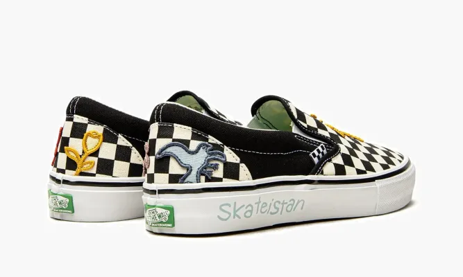 Кроссовки Vans Classic Slip-on «Skateistan» разноцветный