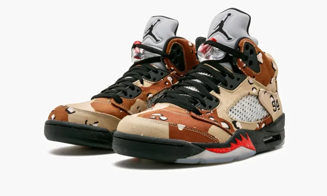 Кроссовки Air Jordan 5 Retro Supreme «Camo» бежевый