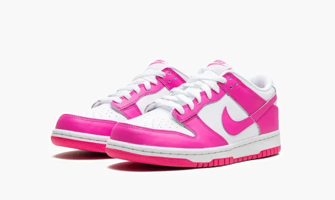 Кроссовки Nike Dunk Low GS «Laser Fuchsia» белый