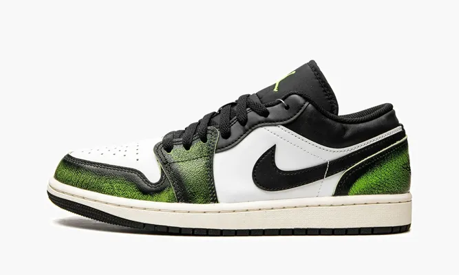 Кроссовки Air Jordan 1 Low SE «Wear Away - Electric Green» зеленый