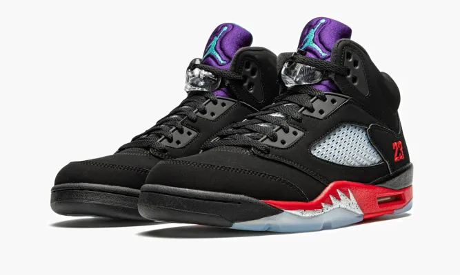 Кроссовки Air Jordan 5 Retro «Top 3» черный