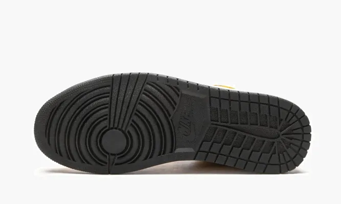 Кроссовки Air Jordan 1 Low «University Gold / Black» желтый