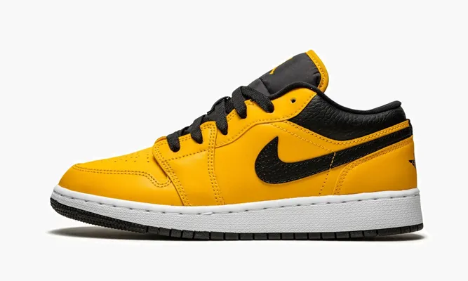 Кроссовки Air Jordan 1 Low GS «University Gold / Black» золотой
