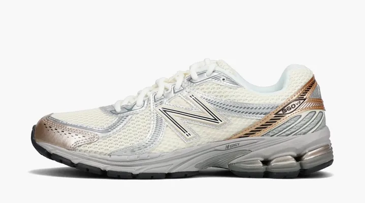 Кроссовки New Balance 860v2 «Sea Salt Gold Metallic» бежевый