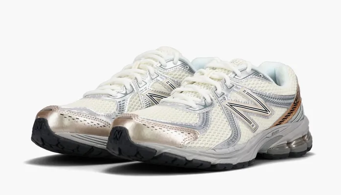 Кроссовки New Balance 860v2 «Sea Salt Gold Metallic» бежевый