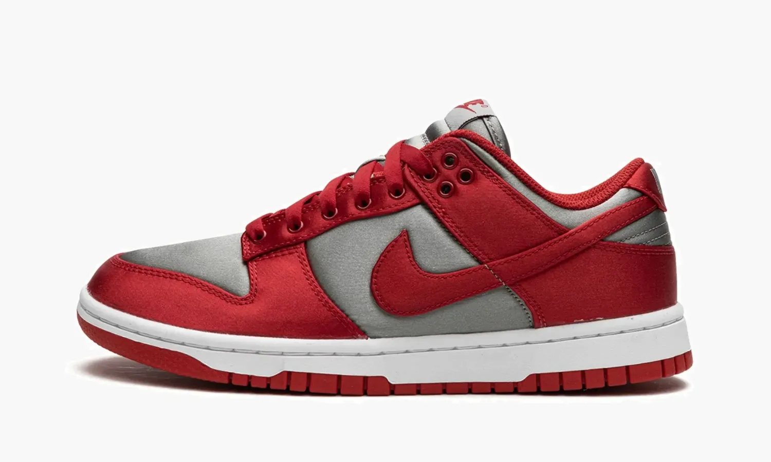 Nike Dunk Low WMNS «Unlv Satin»