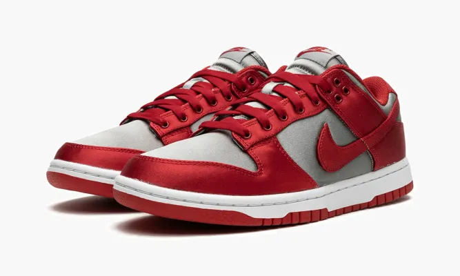 Кроссовки Nike Dunk Low WMNS «Unlv Satin» красный,серый