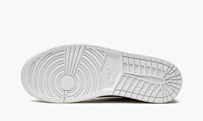 Кроссовки Air Jordan 1 Centre Court «Oil Green» коричневый